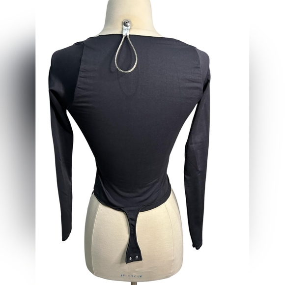 Brand New SKIMS Bodysuit! - Picture 2 of 5